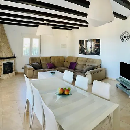 Beach Villa Denia Vakantiehuis *